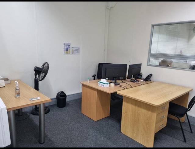 BUSINESS PROPERTY TO RENT IN MOWBRAY